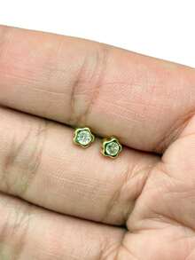 Amaris Women Stud Earrings - 白色 - 查看 1