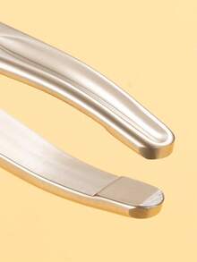 1支超薄精准扁头黑头、眉毛、睫毛、胡须镊子，眉毛修整工具，不锈钢材质，日常美容工具。情人节、节日、约会、外出和旅行的理想礼物。精美包装，方便携带和存放，是新年、派对和庆祝活动的完美之选。 - 彩色 - 查看 8