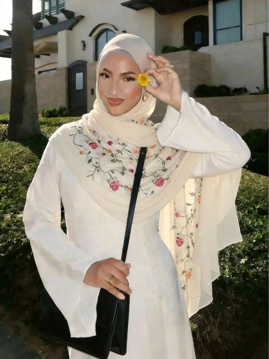 1 chiếc khăn trùm đầu nữ thêu hoa, khăn dài thêu hoa dây leo mới, thanh lịch và thời trang, mềm mại và thoải mái, có thể dùng như khăn choàng hàng ngày và khi đi chơi, phù hợp cho mọi mùa. - Xem 1