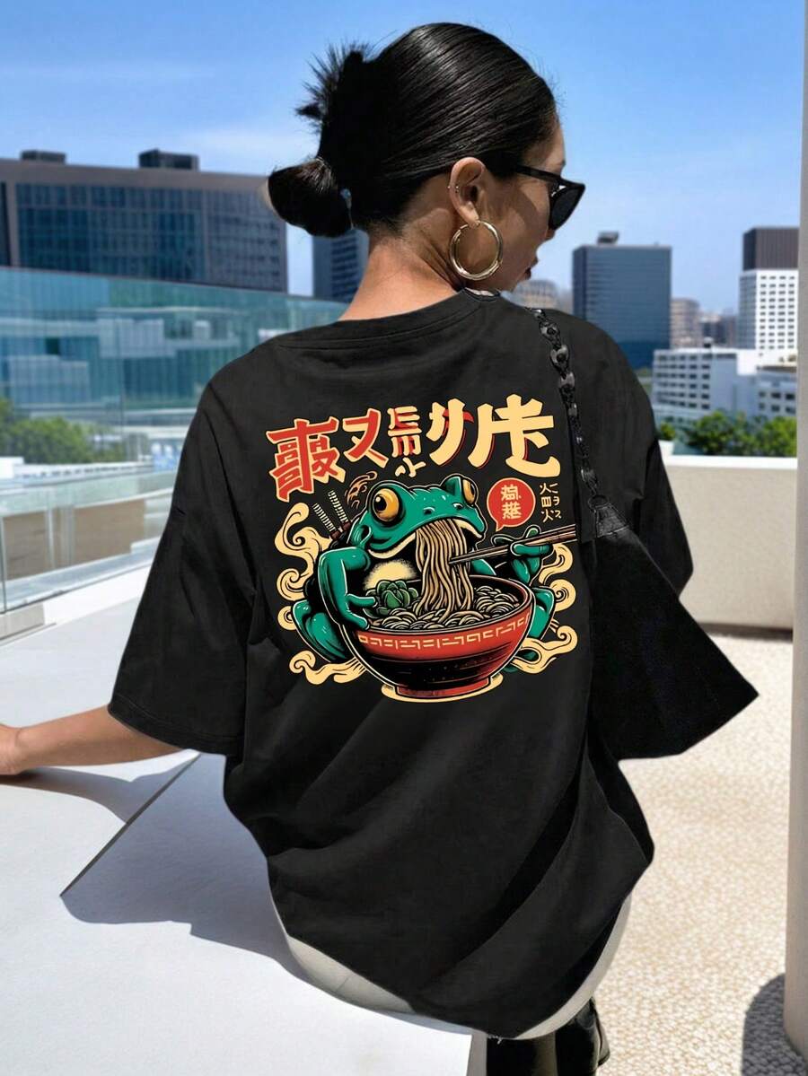 Áo thun nữ in hình ếch Nhật ăn mì ramen, dáng regular fit, họa tiết Ukiyo-E cổ điển, thoải mái, tay ngắn, cổ tròn độc đáo, phong cách streetwear hài hước, màu đen thường ngày. - màu đen - Xem 1
