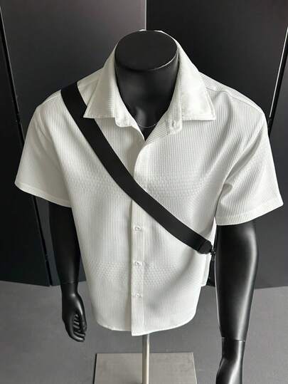 1pc Men's White Short Sleeve Shirt, Vertical Striped Texture Spread Collar, Breathable Draping Knit Fabric, Soft And Comfortable, Minimalist Vintage Style, Suitable For Summer Commute, Dating, Light Business Wear