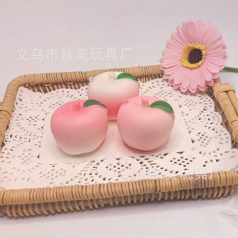 樱花粉红系列慢回弹水果慕斯蛋糕捏捏乐，原创慢回弹学生减压玩具，粘手创意解压仿真桃子捏捏乐，柔软慢回弹减压玩具