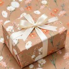 1 Cuộn giấy nướng hoa văn đa năng cỡ lớn, thích hợp để gói quà trong các dịp lễ, đám cưới, sinh nhật và các sự kiện khác, giúp tăng thêm vẻ sang trọng và phong cách trang trí cho quà tặng, sử dụng đa năng. - Nhiều màu - Xem 4