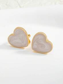 A French Heart-Shaped Ear Clip Without Ear Holes, A Niche Light Luxury Earring With A High-End Feel - One Size 4 - View 5