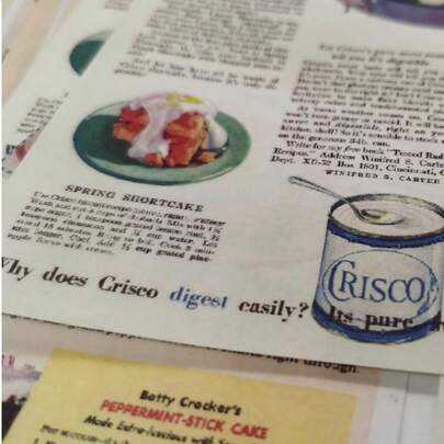 50枚入り ヴィンテージ英字新聞柄 ケーキパターン装飾用紙 DIYクラフト、スクラップブッキング、ジャーナル、コラージュ、学校準備に最適