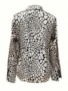 Plus Size Women Elegant Blouse, Classic Snake Skin Print Satin Sexy Open Front Shirt, Fashionable & Versatile Spring - Silver - View 5