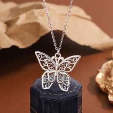 精致镂空动物蝴蝶几何吊坠项链，女士情人节礼物，锁骨链，毛衣链，珠宝 - 白色 - 查看 6