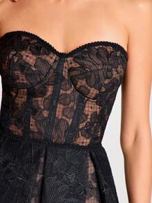 Women's New Strapless Lace Embroidery Sexy Bodycon Evening Dress - màu đen - Xem 4