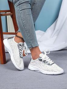 Zapatos deportivos casuales para mujer, zapatos para senderismo y trekking al aire libre, versátiles de corte bajo para uso diario, suaves, cómodos y duraderos, adecuados para hombres y mujeres para uso diario, ir al trabajo, viajes, vacaciones y regalos festivos - blanco y negro - Ver 2