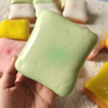 1pcThis Toast King Slow Rebound Squeeze Features Lovely Shape, Soft Hand Feeling, Good Resilience, Fine Workmanship And Durable Material. - Multicolor - View 5