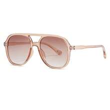 一副Y2K时尚眼镜，复古经典坏小子风格，适合街头、日常、节日、派对、送礼、街头风、海滩度假等场合。 - 彩色 - 查看 9