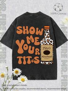 ShowME YOU TITO'S "Conjunto con eslogan divertido, estilo vintage y divertido. Camiseta con ilustración de botella de vodka de Tito's y estampado de leopardo. Conjunto de vodka hecho a mano de Tito's. Camisetas estampadas para mujer, camisetas con estampados divertidos, camisetas estampadas para hombre y camisetas 100 % algodón, diseñadas específicamente para jóvenes y amantes de la moda. Ideales para ropa informal y estilo urbano. Un regalo excelente para amigos y familiares. - Negro - Ver 2