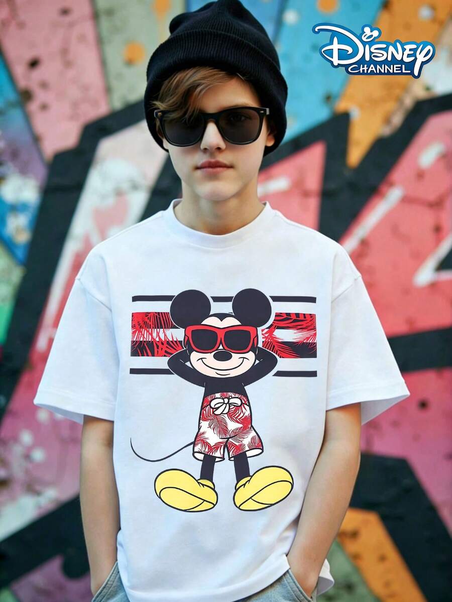 Disney Lightning McQueen Is Embedded With The Number "95" Print Pattern Summer Tops,Short-Sleeved Casual And Cute Style Children's Clothing Design, Boy Clothes For Kids ,Ropa Para Niños,Boy Clothes For Kids,Graphic Tee, Summer Clothes,Perfect For Cool Boy. Comfortable And Breathable Children's Short-Sleeved T-Shirt. Comfortable And Casual Wear All Year Round 180g Pure Cotton Children's Clothes,Comfortable & Lightweight, Iconic Print For Mix-And-Match Outfits,Suitable For Both Boys And Girls. - White - View 1