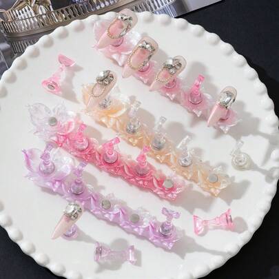 1 Set Rose Flower Nail Art Practice Tips, Love Rose Nail Art Display Stand, Nail Art Practice Holder With 5 Nail Pieces + 1 Rose Shaped Base, Reusable Nail Art Practice Display Stand, Acrylic Iridescent Purple Nail Art Practice Holder, Suitable For Nail Gel, Nail Therapy And Acrylic Nail Art