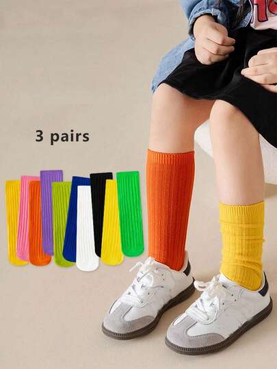 3双儿童中筒袜，颜色随机，简约百搭舒适休闲袜，涤纶针织面料，可爱纯色直筒袜，适合2-6岁儿童