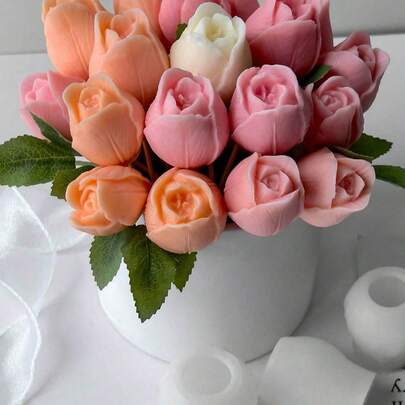 1个郁金香形状硅胶蜡烛模具，DIY郁金香香薰石膏家居装饰硅胶模具