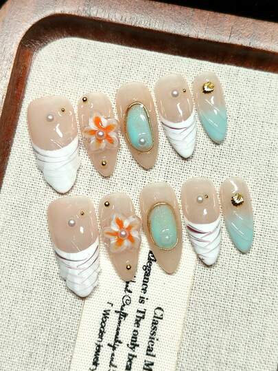 10 Pieces Of Handcrafted Wearable Nail Stickers, Press-On False Nails, French Dual-Color Design, Shiny, Golden Shell Dots, 3D Yellow Flowers, Purple And White Stripes, Gradient Effect, Hand-Painted, Sky Blue Gradient Color. The Color Combination Is Simple And Fashionable, And They Can Be Reused. It Is The Best Gift For Girls.
