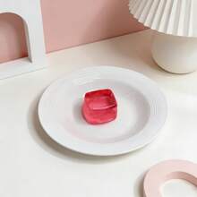 一款创意十足的冰砖造型慢回弹玩具，纯手工制作，是缓解压力的理想之选。它表面薄如纸，触感光滑柔软，富有弹性。这款玩具既可以捏来捏去，又能带来令人爱不释手的舒适手感，是缓解压力的神器。无论是作为桌面摆件，还是作为一份贴心的礼物，都能有效缓解办公压力。 - 彩色 - 查看 11