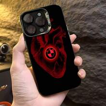 Corazón rojo con el logotipo de BMW sobre fondo negro. Esta elegante funda es compatible con Samsung, Apple, VIVO, OPPO, , Transsion, ,  y Honor. Fabricada en silicona TPU, ofrece protección contra golpes y caídas, además de una sensación superior. Es un regalo ideal para familiares, amigos y seres queridos, y la opción perfecta para San Valentín y Año Nuevo. - Negro - Ver 4