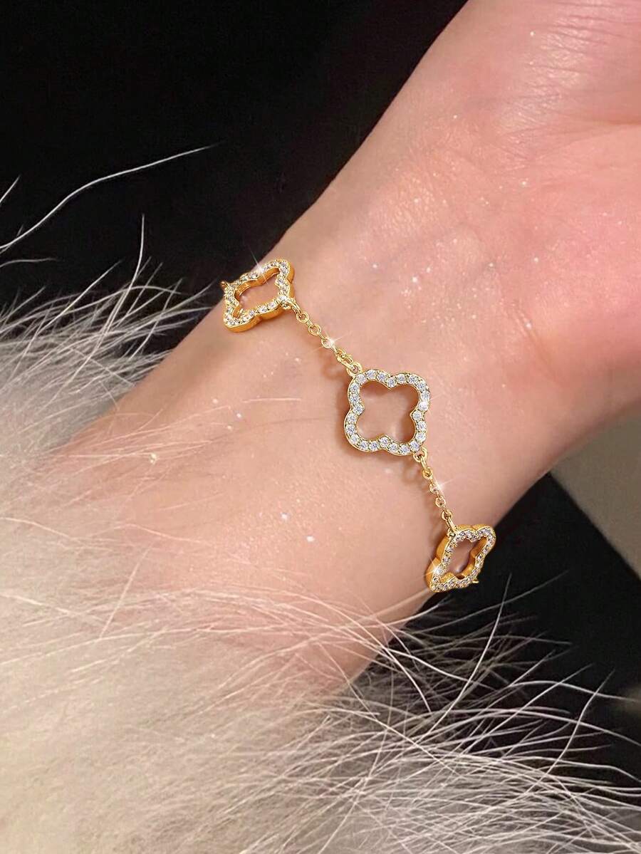 1pc Stylish Women's Four Flowers Bracelete, Surprise Gift For Valentine's Day, Birthday, Mother, Girlfriend, Daughter Valentines - Four-leaf Clover Bracelet - View 1