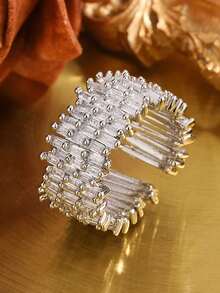 Fashionable Four-Claw Oval Geometric Circle Synthetic Zirconia Ring, Unique Design Jewelry Gift For Women - White - View 3