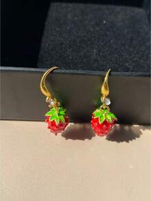 1 par de pendientes de mujer con diseño de fresa 3D con strass - Multicolor - Ver 4