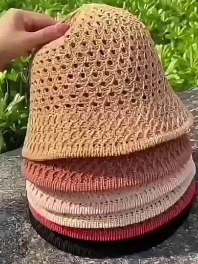 Mũ chống nắng khoét lỗ mùa xuân và mùa hè, mũ xô kiểu Bohemian, và mũ len thoáng khí với vành rộng kiểu ngư dân. Chống nắng, đa năng và thời trang, giúp khuôn mặt trông nhỏ hơn. Thích hợp cho mua sắm, đi chơi, du lịch nghỉ dưỡng, đi làm, dã ngoại, bãi biển, trại hè và các bữa tiệc. Hoàn hảo cho các dịp lễ, sinh nhật, quà tặng cho phù dâu trong đám cưới, Ngày của Mẹ, Ngày Nhà giáo, quà tặng Phục sinh và quà lưu niệm. Bộ mũ đồng bộ cho các cặp đôi. (Nhiều màu sắc để lựa chọn)