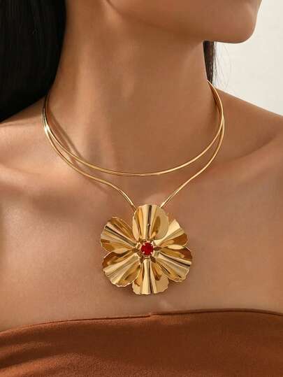 1pc Women's Fashion Metal Choker Necklace, Exaggerated Personality, Elegant Double-Layer Metal Line & Large Floral Crystal Pendant Necklace, Suitable For Spring, Summer, Autumn, Winter, Daily Wear, Party, Middle East, Wedding Season, Gift For Girlfriend/Best Friend