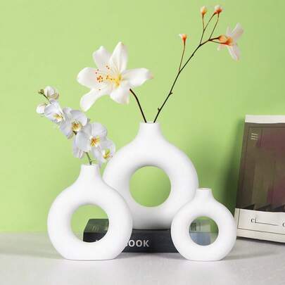 Minimalist European Style Small Vase, Decorative Ornament, Faux Flowers, Luxury Home Decor