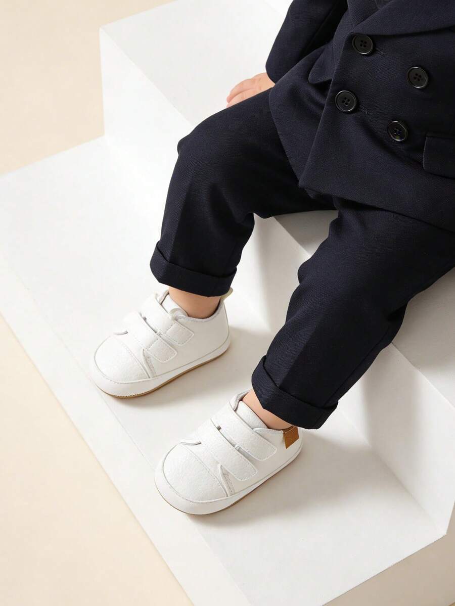 Newborn Soft Bottom Rocking Shoes, Non-Slip Lightweight Unisex Infant Simple Loafers, Soft Bottom Anti-Slip Prewalker Shoes