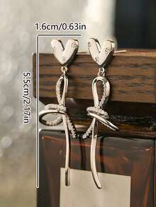 一对时尚简约心形结设计铜质水钻银色吊坠耳环，适合女性日常、派对、音乐节佩戴，珠宝礼品 - 愛心 - 查看 5