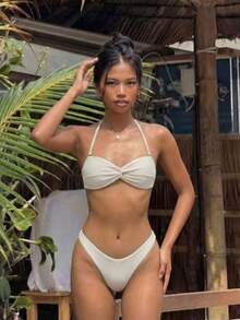 Bộ bikini hai mảnh không dây, kiểu áo quây xoắn và quần lọt khe cạp cao dành cho nữ, thích hợp cho kỳ nghỉ hè trên bãi biển, màu trắng. - trắng - Xem 3