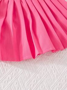 女孩时尚套装：吊带背心、珍珠刺绣网纱翻领无袖外套和简约百褶裙 - 玫紅色 - 查看 9