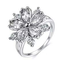 Jewelry: Copper Material Romantic Floral  Ring, Light Luxury Niche Design Flower Ring - Nhẫn AJZ3039 màu hồng và trắng - Xem 7