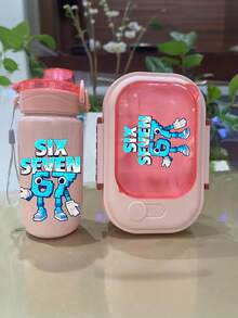 Bộ hộp cơm trưa cỡ lớn kiểu pixel màu xanh dương họa tiết 67 chữ cái, hộp vuông dung tích lớn kèm cốc nước, đũa và thìa, thiết kế hoạt hình dễ thương, chất liệu nhựa bền, chỉ rửa bằng tay, rất phù hợp cho sử dụng hàng ngày, đi làm, quà tặng sinh nhật, quà tặng ngày lễ, quà tặng ngày Valentine hoàn hảo. - Nhiều màu - Xem 11