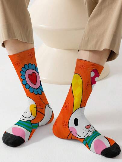 1 par de calcetines de Pascua para hombres con estampado completo divertido que incluye conejito de Pascua, flores. Suaves, cómodos y muy elásticos, estos elegantes calcetines casuales de estilo urbano y hip-hop son perfectos como equipo de compresión, calcetines para el Día de San Valentín o calcetines holgados para maternidad.