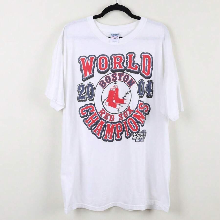 Vintage Y2K Boston Red Soxs 2004 World Champions White Graphic Print Tee Baseball World Series MLBs Athletic T-Shirt Size XL - 白色 - 查看 1