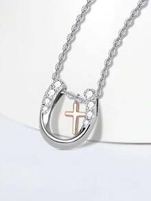 BALMORA 1. 优雅时尚的925纯银心形十字架镶嵌锆石吊坠项链，锁骨链，母亲节生日礼物，女士之选 - 銀色 - 查看 3