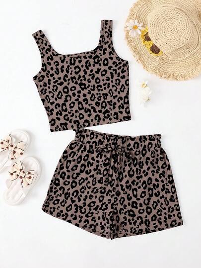 Conjunto informal de top de tirantes y shorts con estampado de leopardo para niña preadolescente
