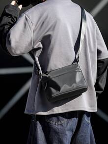 Bolso bandolera casual y minimalista de moda para hombre, mochila suave de un solo hombro para deportes - Negro - Ver 4