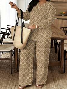 2026 New Style A Set Of Retro Light Brown-Based Geometric Pattern Woven Fabric Loose And Comfortable Women's Plus-Size Printed Two-Piece Set For Spring, Autumn And Summer, Suitable For Christmas, Daily Wear And Festival Gifting, Light Brown Geometric Retro Style Suit - Multicolor - View 2