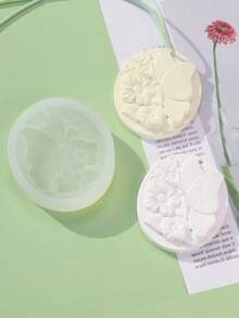 1pc Butterfly Flower Pendant Silicone Mold, Silicone With Hole Easy To Demold, Handmade DIY Resin, Wax, Plaster Keychain Pendant Mold, 3D Butterfly Flower Shape, Heat Resistant And Reusable - A-White - View 3