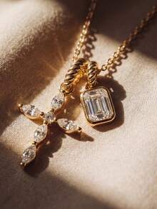 rundraw Dây chuyền thánh giá vàng cho nữ: Mặt dây chuyền thánh giá nhỏ nhắn mạ vàng 14K không bị xỉn màu, trang sức thánh giá tượng trưng cho đức tin, quà tặng tôn giáo trang nhã. - Vàng - Xem 1