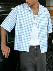 Áo sơ mi nam tay ngắn kẻ caro và họa tiết hoa cúc - Màu xanh nhạt - Xem 5