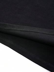 Bộ đồ ngủ nam ngắn tay và quần short kiểu dáng tối giản, thiết kế thời trang có túi, chất liệu mềm mại, thoáng khí, gồm 2 món. - màu đen - Xem 5