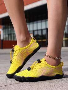 Zapatos descalzos para mujer adecuados para arroyo, playa, natación, fitness, senderismo, voleibol de playa, surf, antideslizantes, secado rápido - Amarillo - Ver 1