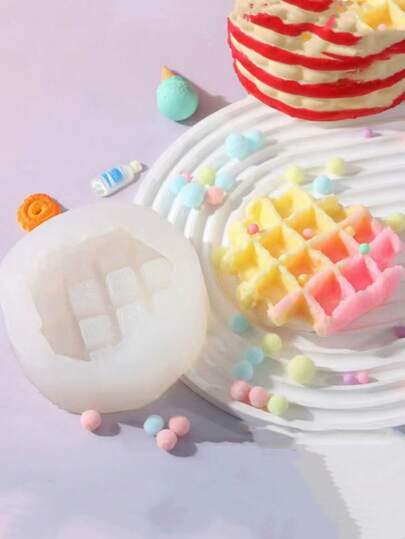 1pc New Round Waffle Shaped Silicone Mold, Decorative Ornament Holiday Gift Silicone Mold