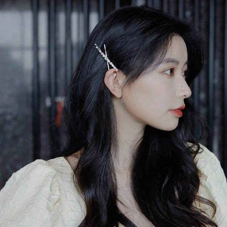 1pc Criss-Cross Pearl Hair Clip, Korean Minimalist Elegant Bangs Clip, Hair Accessory For Women - White - View 6