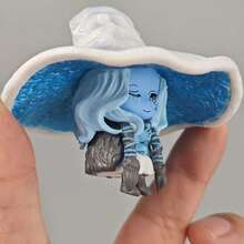 1个艾露登·劳·林格·佩蒂特·拉尼·梅丽娜魔法少女可动人偶，动漫爱好者的完美礼物 - 可搭配动漫摄影背景 - 可爱的姿势、精致的服装和生动的表情 - 手工制作的动漫风格人偶 - 彩色 - 查看 7