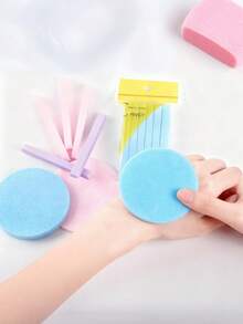 100pcs Round Compressed Facial Cleansing Sponges, Wood Pulp Fiber Expandable, Face Cleaning Makeup Puff, Suitable As Valentine's Day Gift For Girlfriend, One-Time Use Thickened Facial Cleansing Sponge Puff - One Size Fits All - View 1